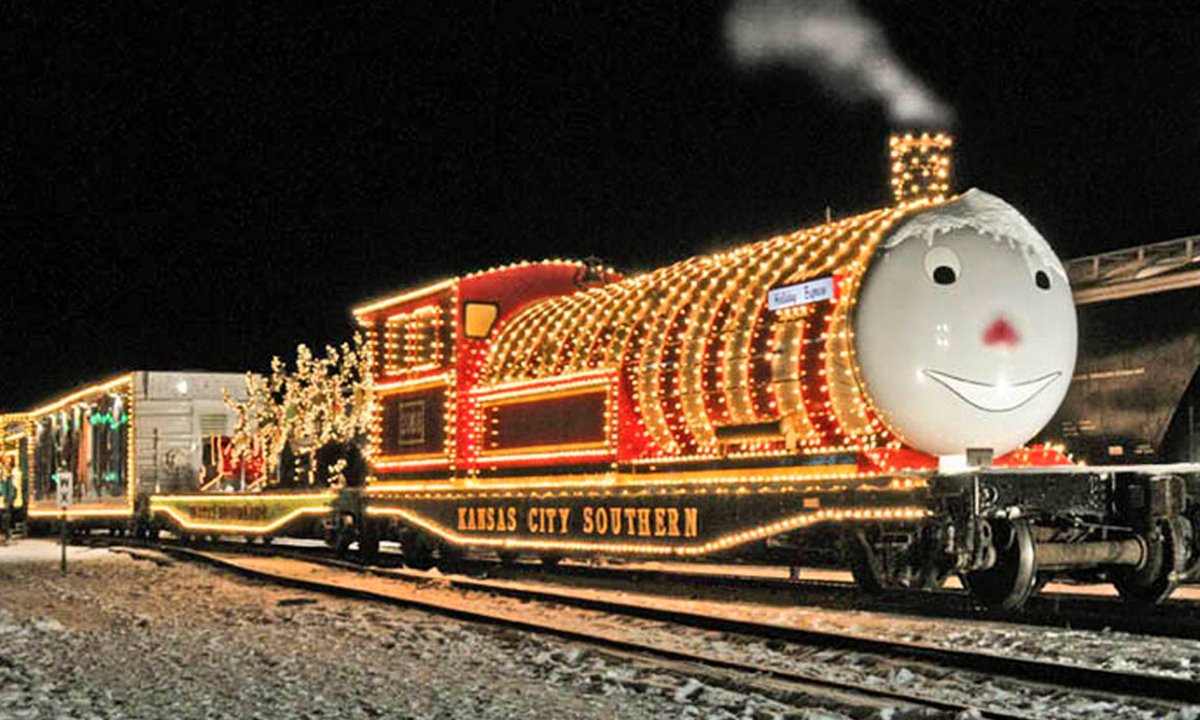 KCS Holiday Express ready to roll Railway Track and Structures