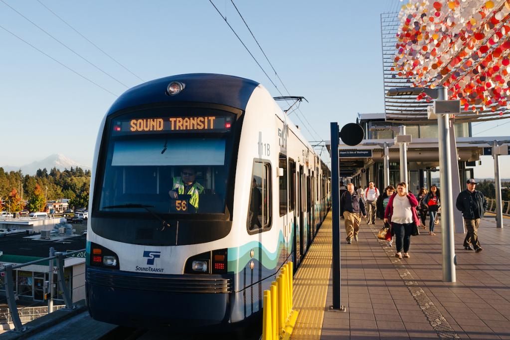 Sound Transit Extends Light Rail Planning To 2026 Railway Track And